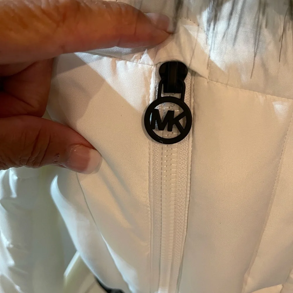❤️SOLD❤️NWOT Micheal Kors Jacket - Picture 2 of 14